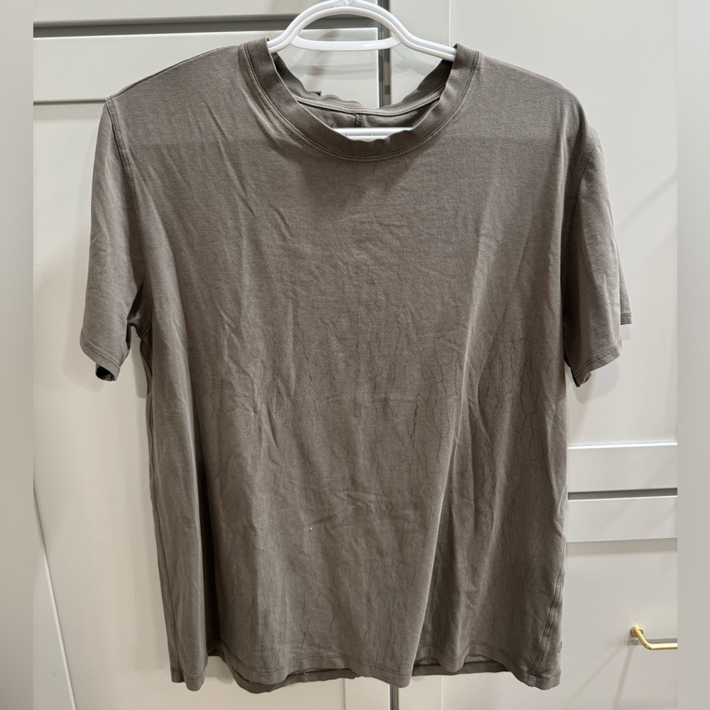 Lululemon Tshirt